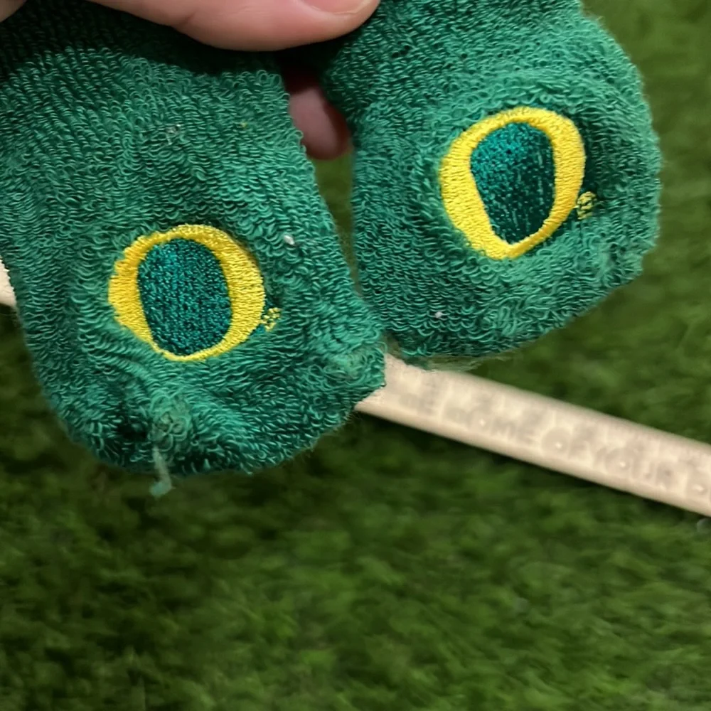N/A embroidered “o”
